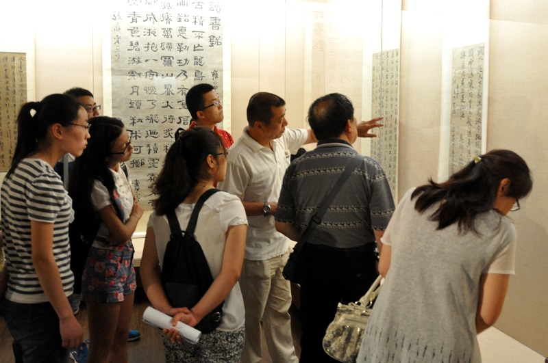 1543977389584062.jpg 01专家解读《馆藏明清书画艺术精品系列展》.jpg