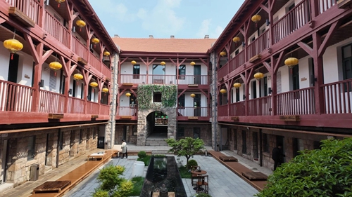 小小探险家：青岛里院趣味游.jpg